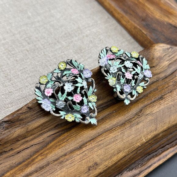 Vintage Silver Filigree Painted Flowers Heart Clip-on Earrings Puffy 1 3/8 - Picture 1 of 13